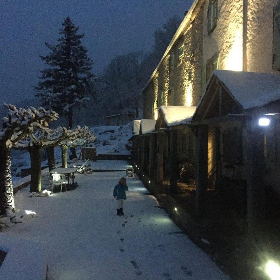 Les Coumayres Riols Exterior foto
