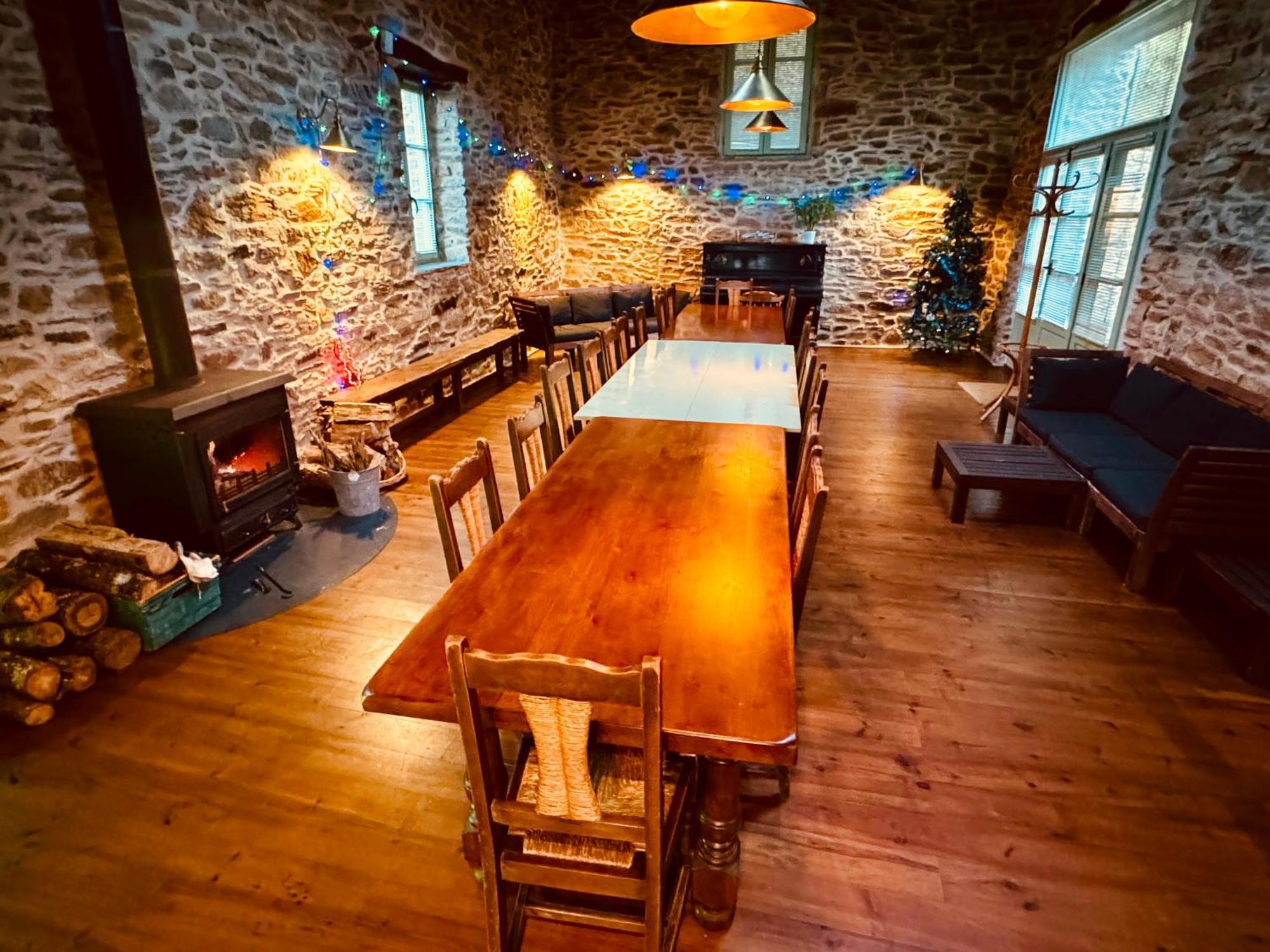 Les Coumayres Riols Exterior foto